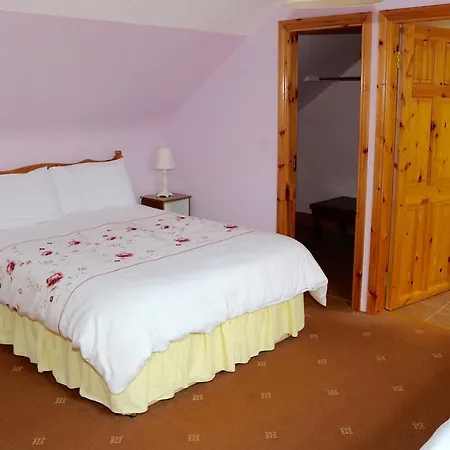 Bed & Breakfast Lakemount House